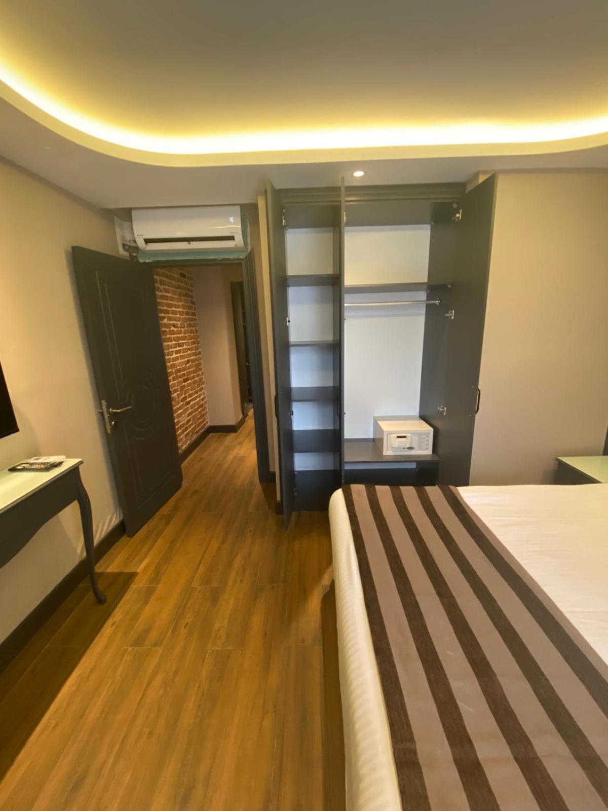 Annex Studio Kitchenette