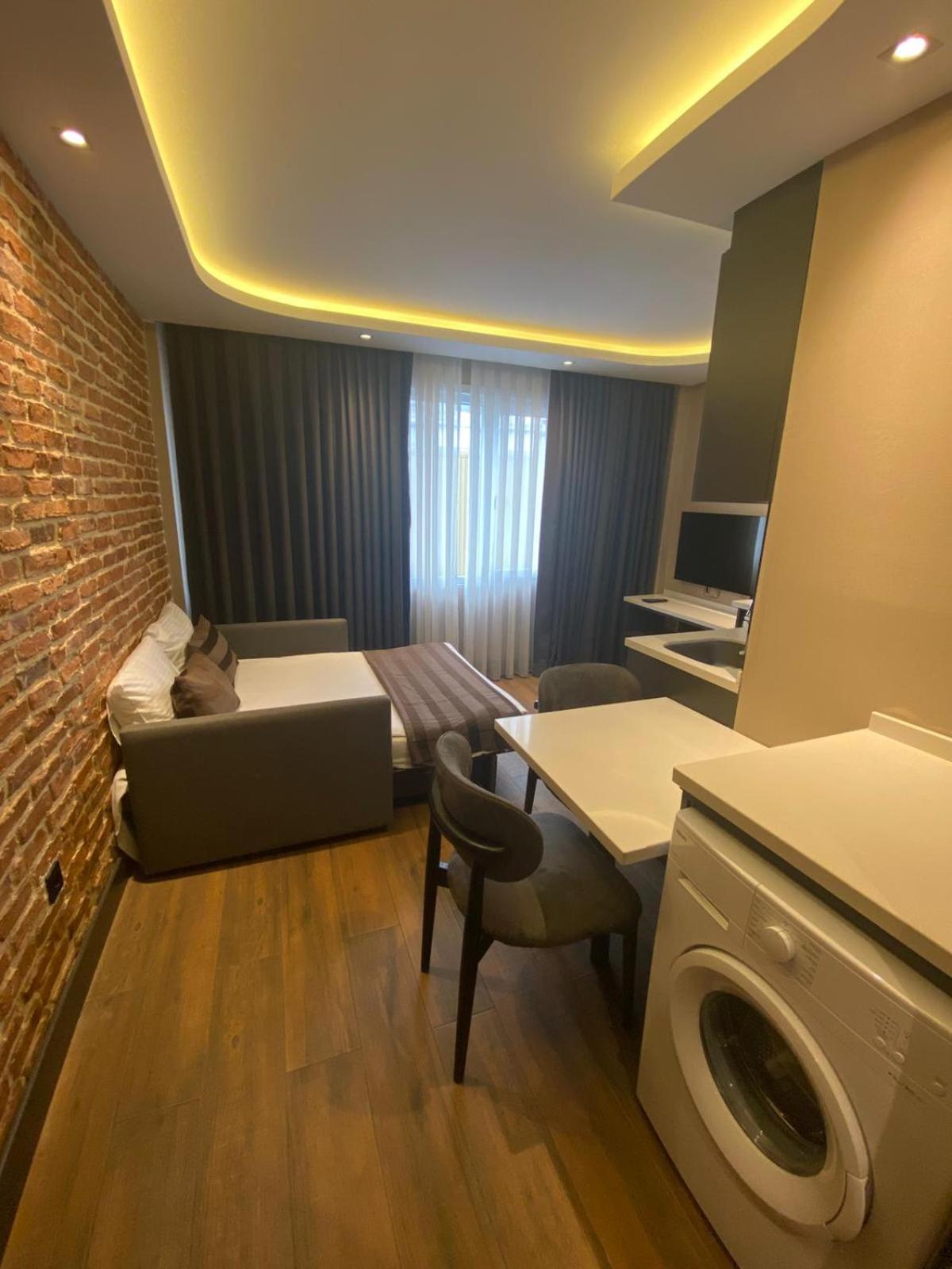 Annex Studio Kitchenette